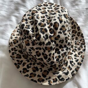 Gladys Tamez Leopard Bucket hat